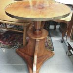 732 5077 PEDESTAL TABLE